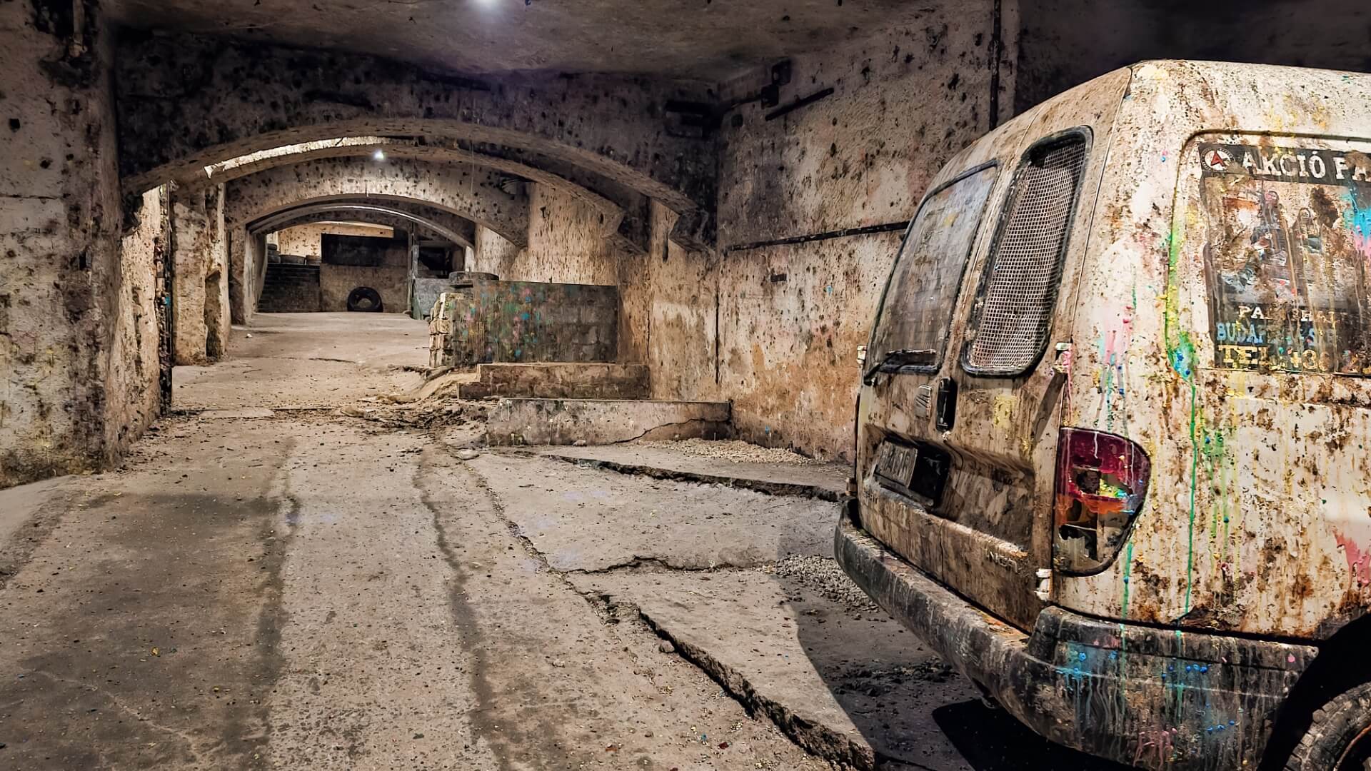 Hova vigyen az első utatok rollereinkkel? A Paintball Budapest pályáira!